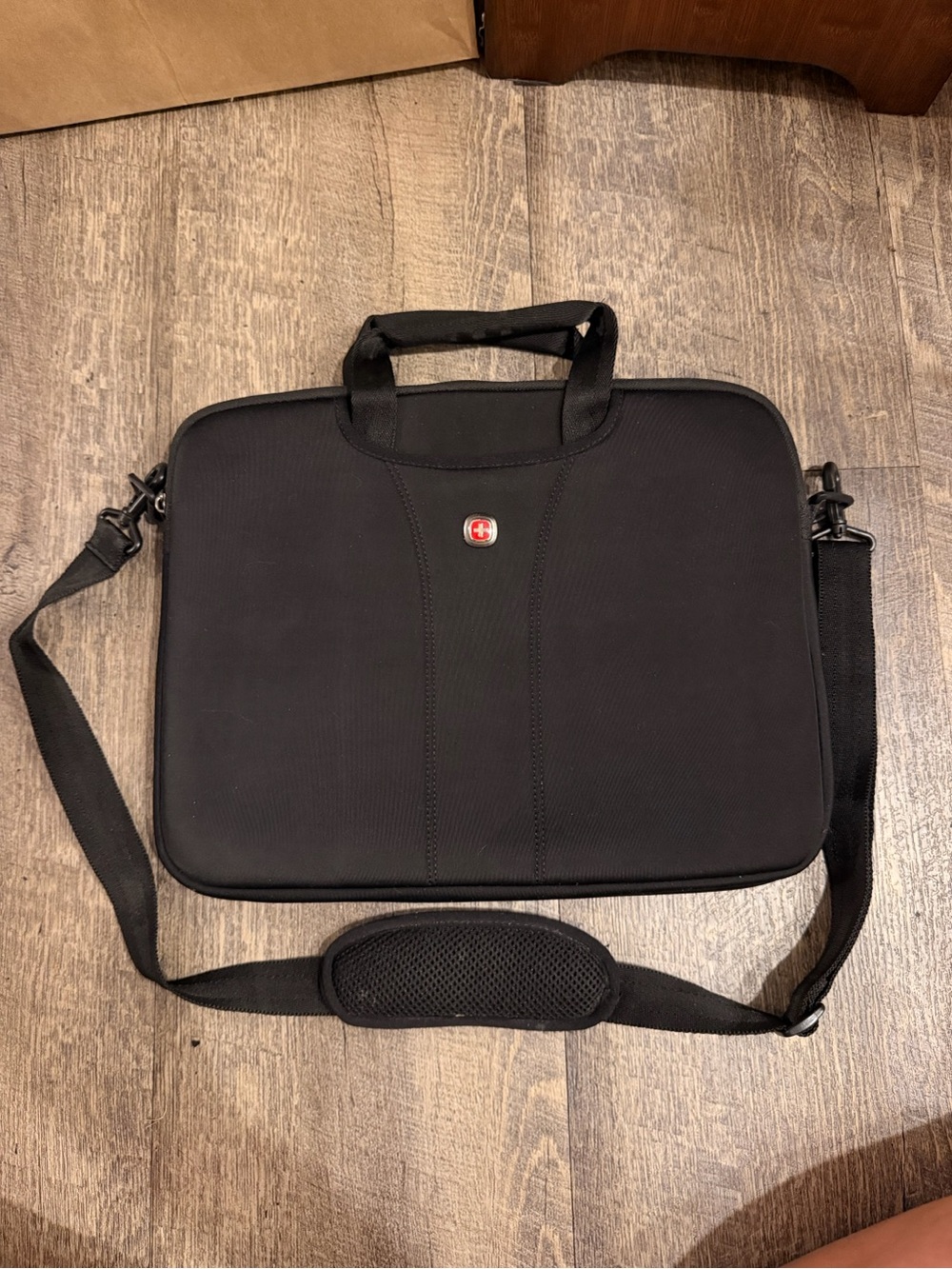 Wenger Black Padded Laptop Computer Briefcase Shoulder Bag